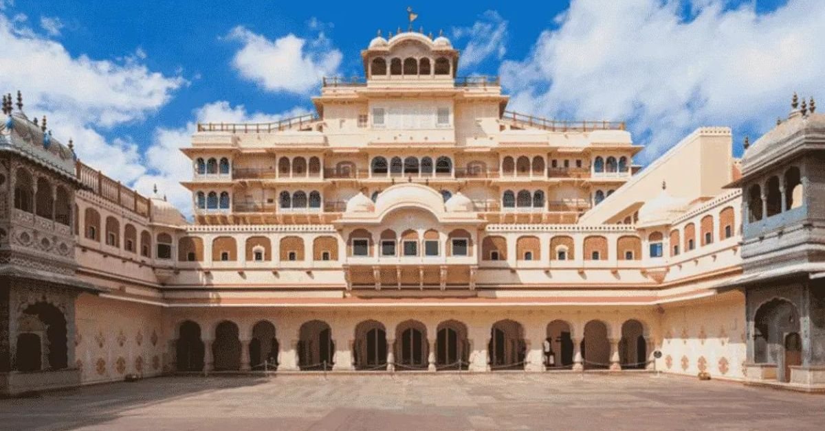 It's a Picture of City Palace Jaipur
